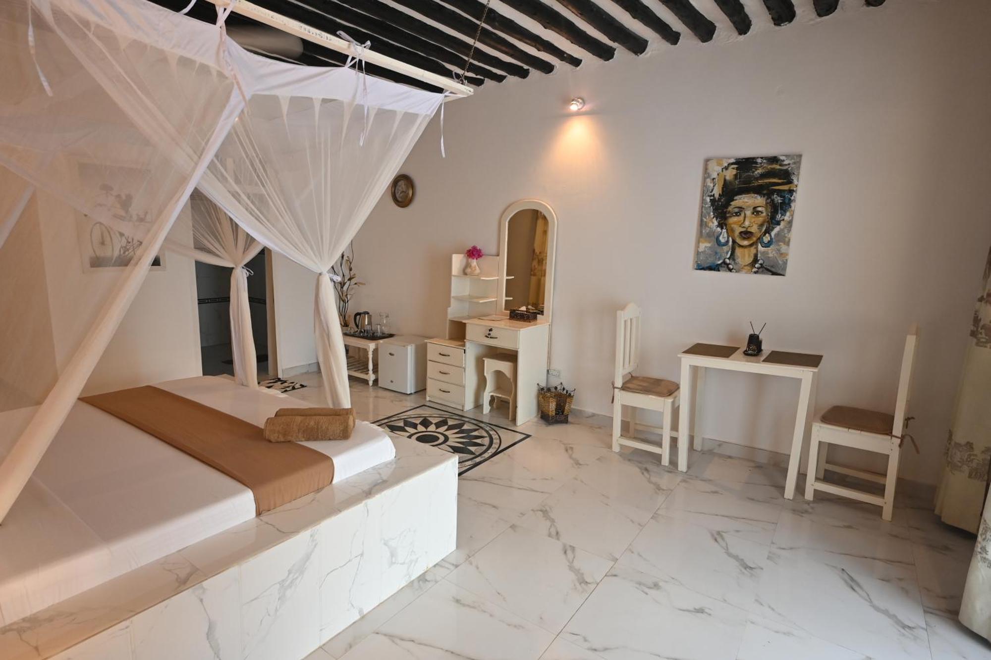 Hotel Ananda Zanzibar 2*